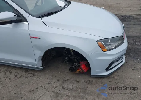 2017 Volkswagen Jetta Gli z USA, uszkodzony, nr VIN 3VW4T7AJ4HM318265